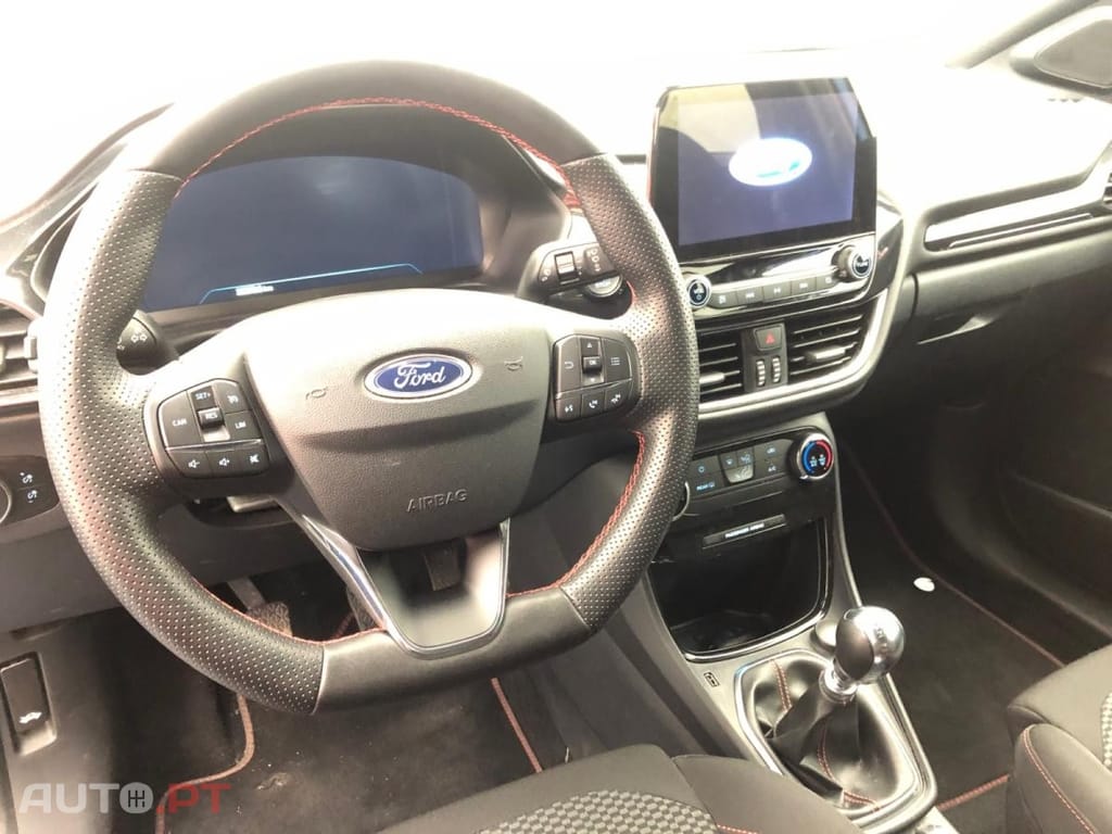 Ford Puma 1.0 Flexifuel mHEV ST-Line