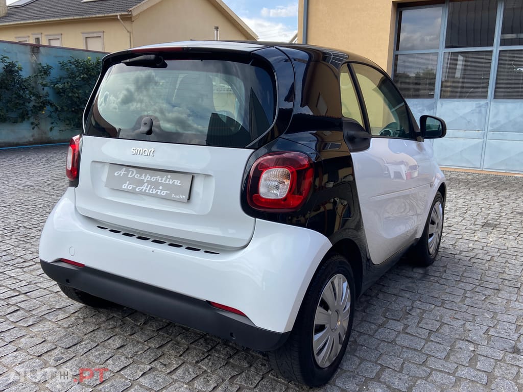 Smart ForTwo 1.0i Coupé