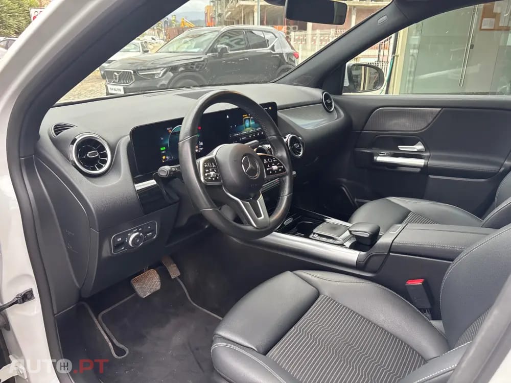Mercedes-Benz GLA 250 e 8G-DCT Style