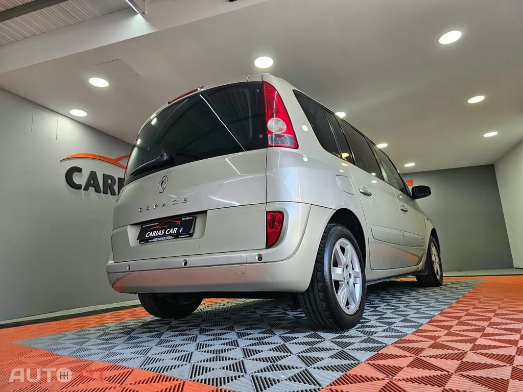 Renault Espace 2.2 dCi Privilege