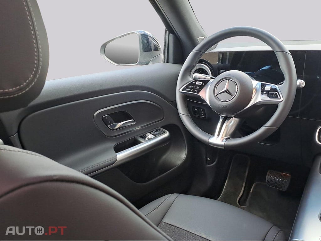 Mercedes-Benz GLB 250 EQ Progressive I.V.A DEDUTIVEL