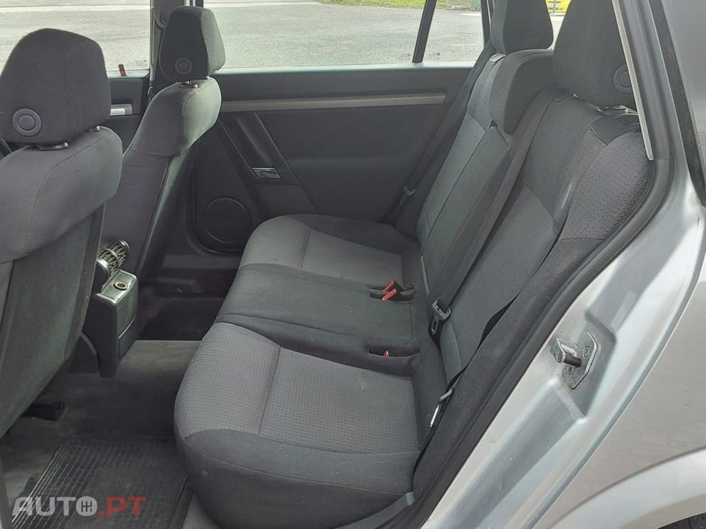 Opel Vectra Caravan 1.9 CDTi Comfort
