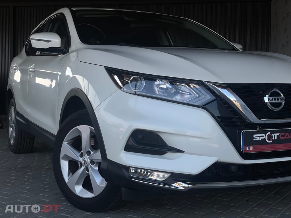 Nissan Qashqai 1.5 dCi N-Connecta