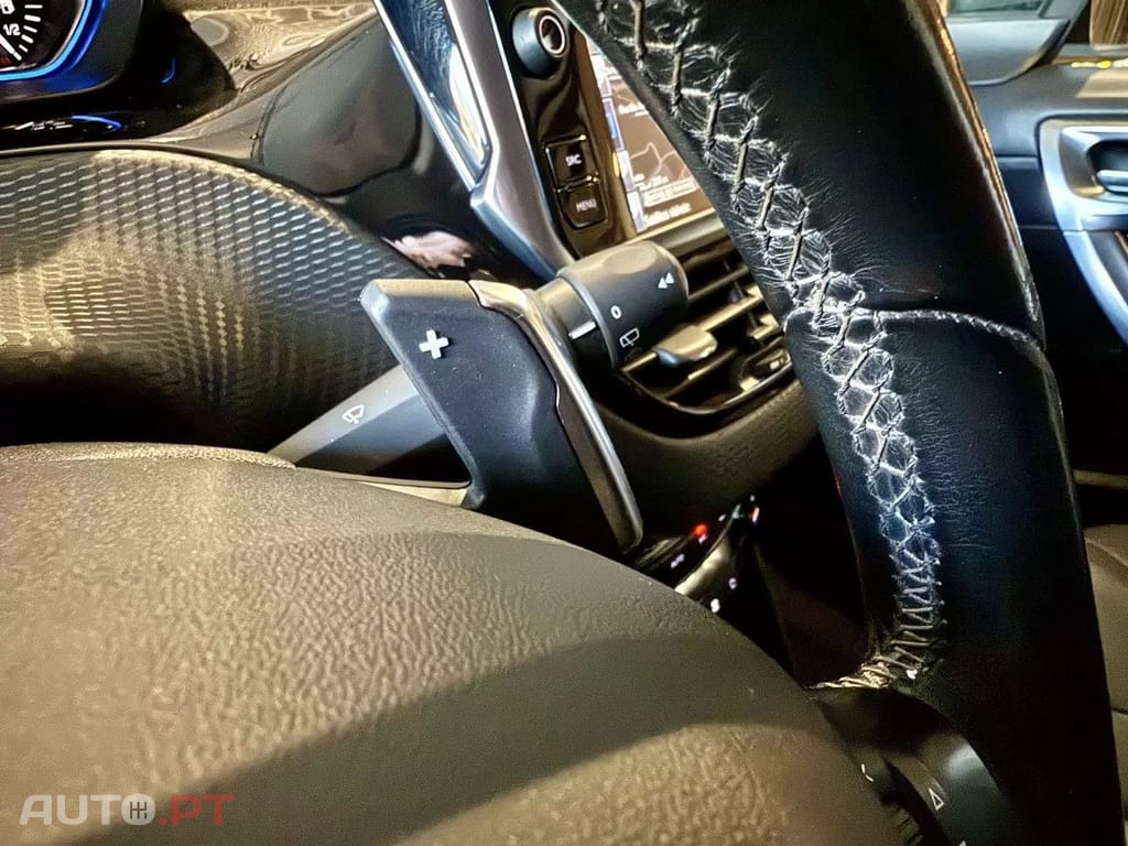 Peugeot 2008 1.6 BlueHDi Allure