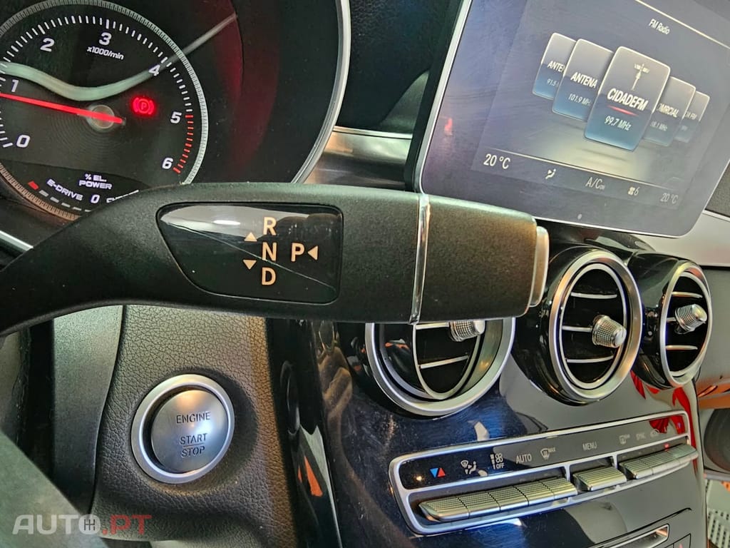 Mercedes-Benz C 300 h AMG Line