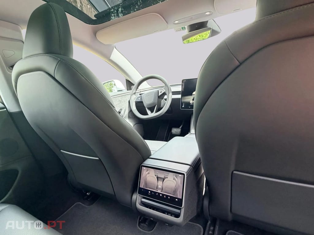 Tesla Model 3 Long Range AWD Dual Motor