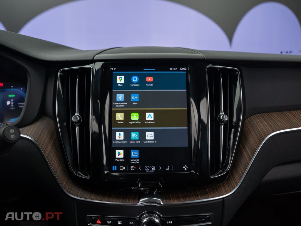 Volvo XC60 2.0 T6 PHEV Plus Dark