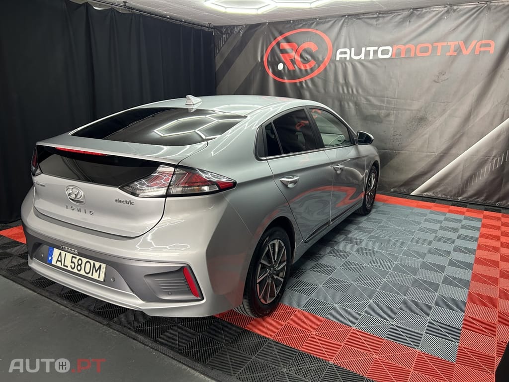 Hyundai Ioniq 38kWh