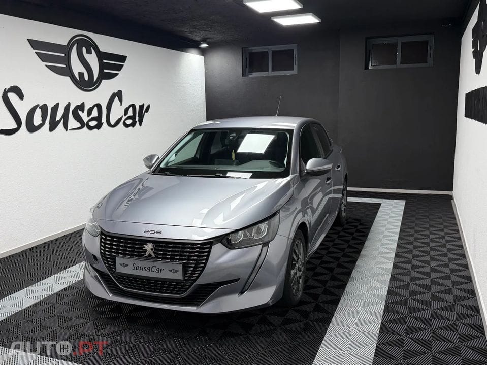 Peugeot 208 PureTech 100 EAT8 Active Pack