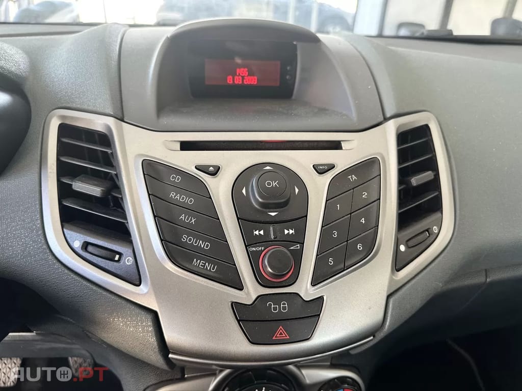 Ford Fiesta VI 1.4 TDCI 68CV NACIONAL