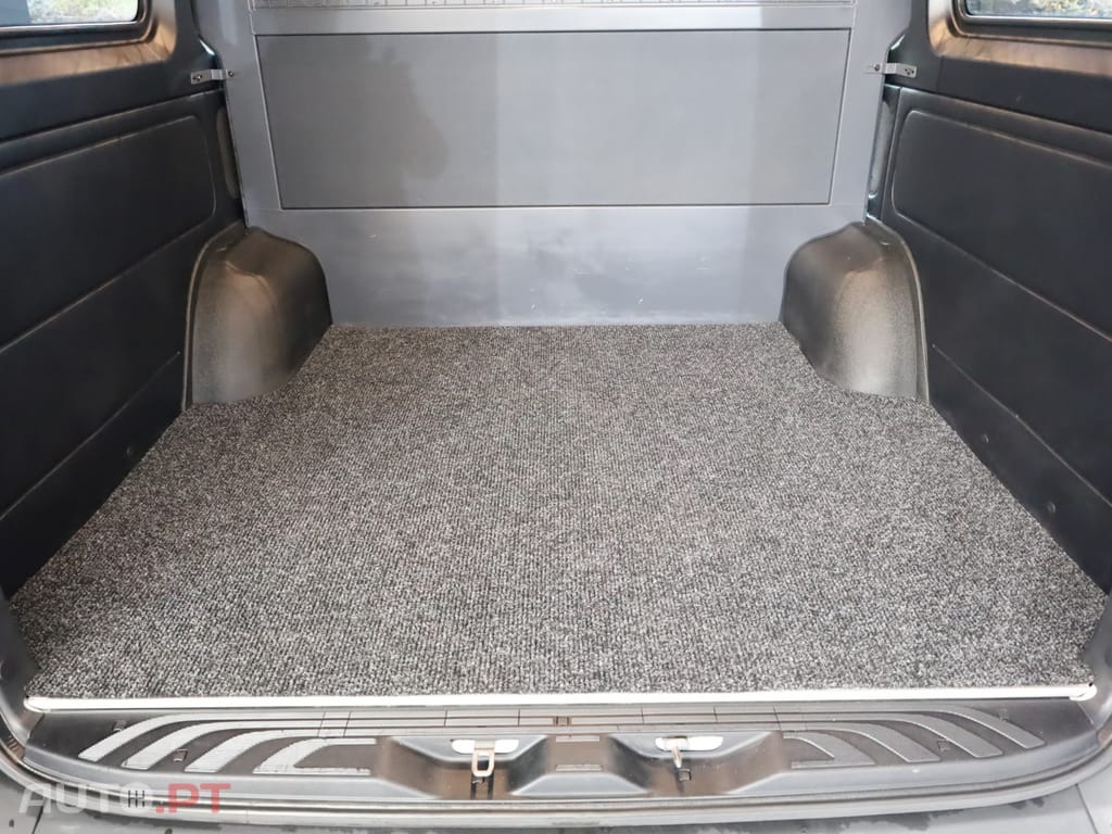 Mercedes-Benz Sprinter 315 CDI/43 Luxo (2+2+2+3)
