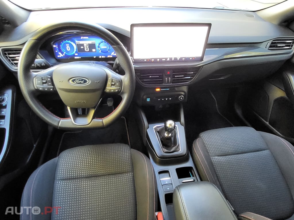Ford Focus SW 1.0 EcoBoost MHEV ST-Line X