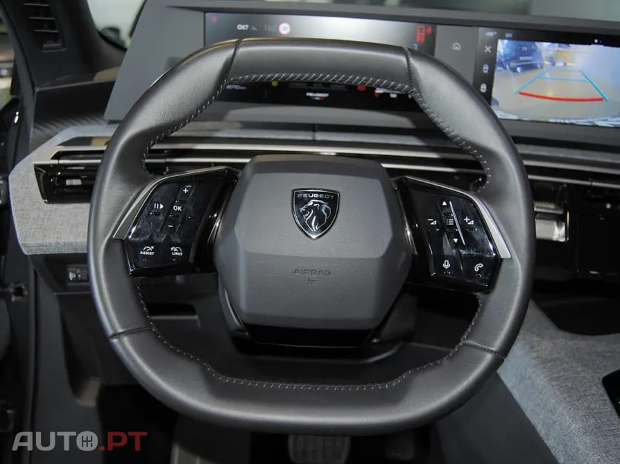 Peugeot 5008 1.2 Hybrid Allure e-DCS6