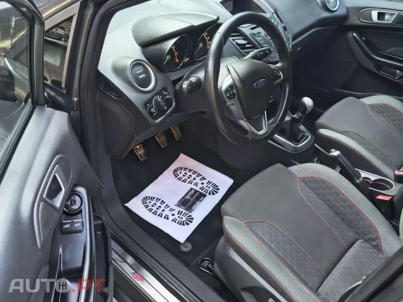 Ford Fiesta 1.0 T EcoBoost STLine