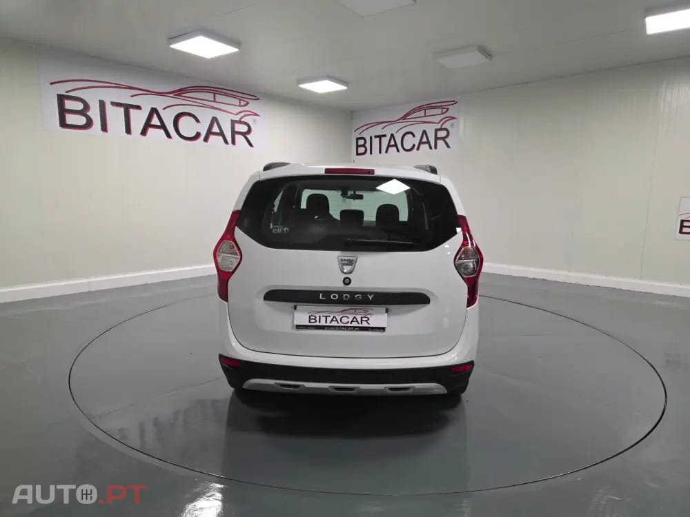 Dacia Lodgy 1.2 STEPWAY