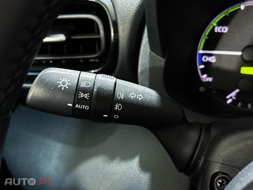 Toyota Yaris Hybrid Dynamic Edition