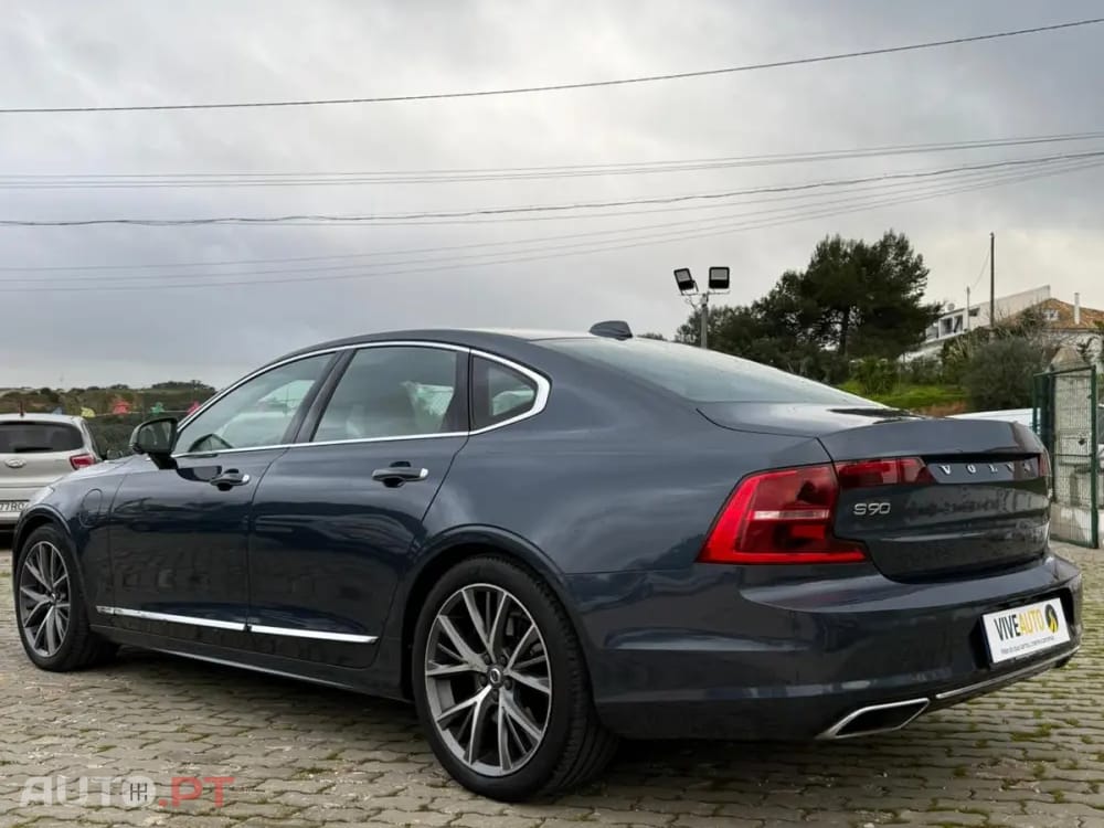 Volvo S90 T8 TWIN ENGINE