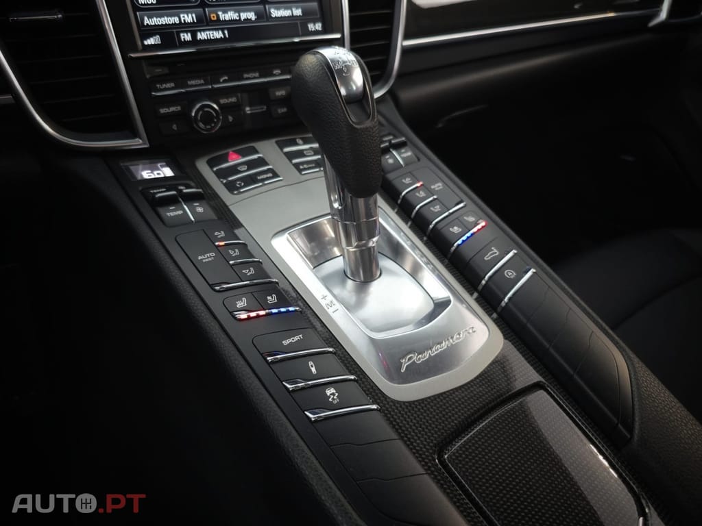Porsche Panamera Diesel Platinum Edition