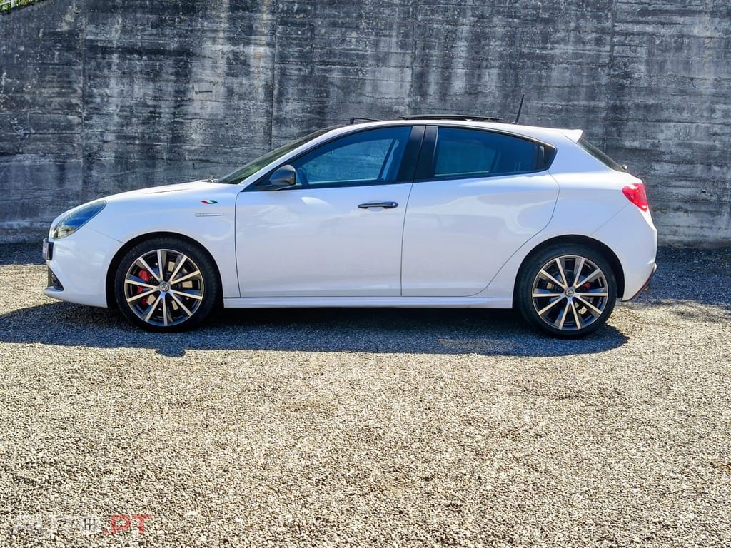 Alfa Romeo Giulietta 1.6 JTDm Sport J18 TCT