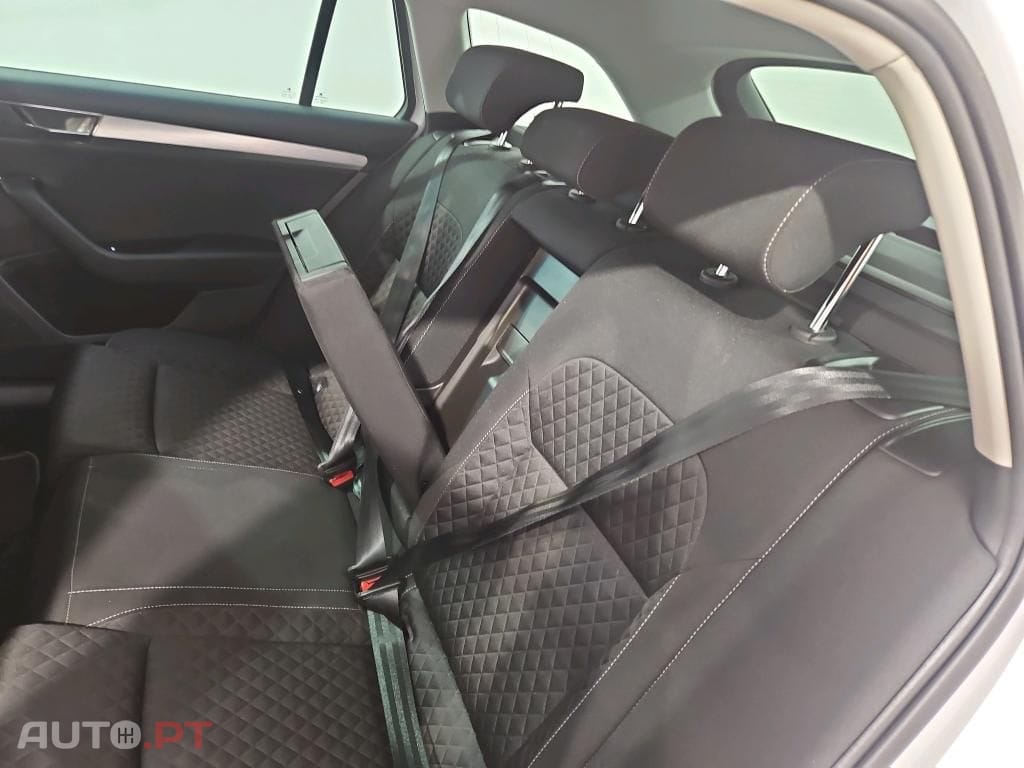 Skoda Superb Break 2.0 TDI Ambition DSG