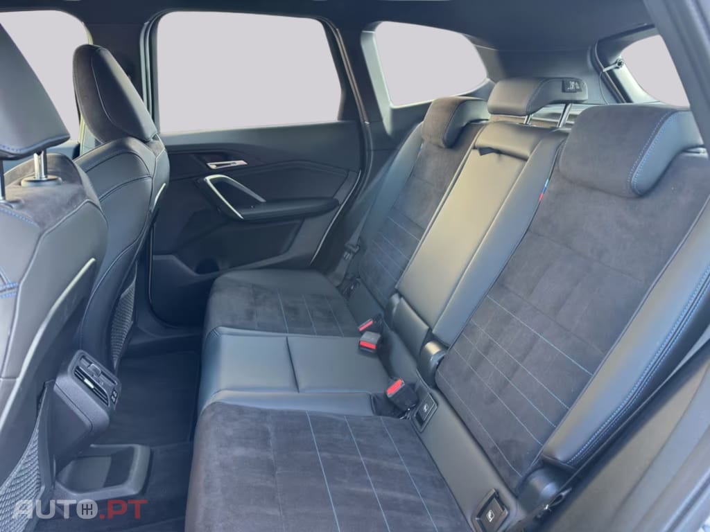 BMW iX1 xDrive30 M-SPORT 