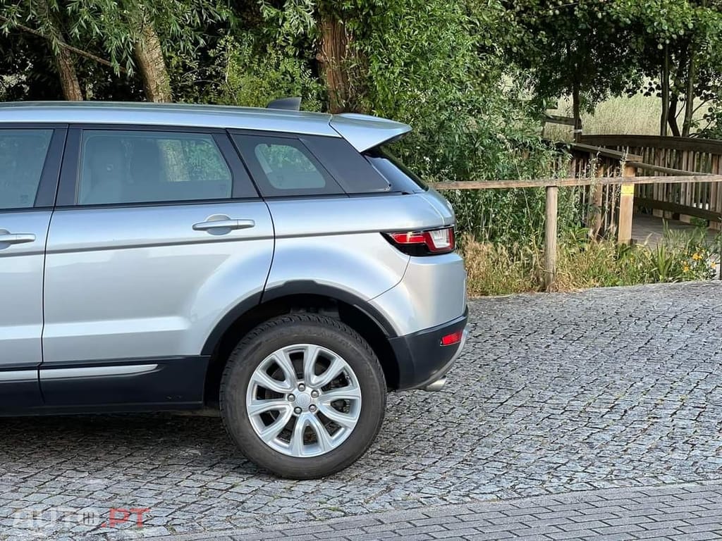 Land Rover Evoque 2.0 TD4 Pure