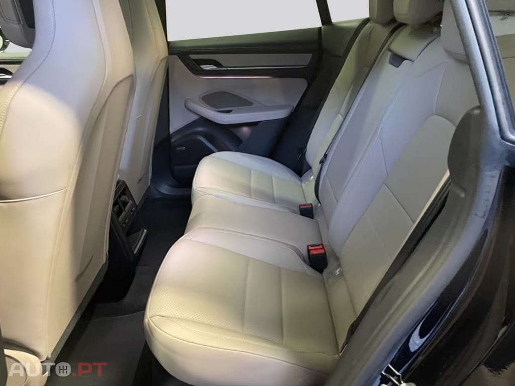 Porsche Macan I.V.A DEDUTIVEL 4S 
