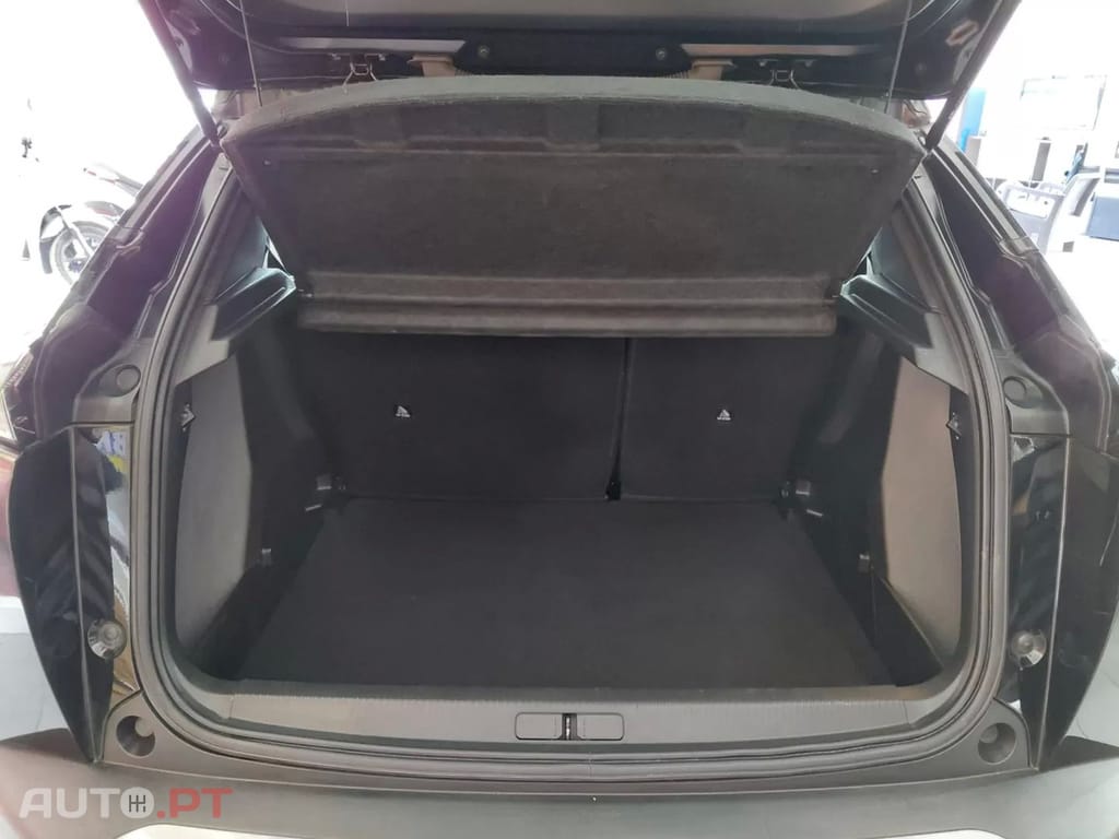 Peugeot 2008 1.2 PureTech Allure