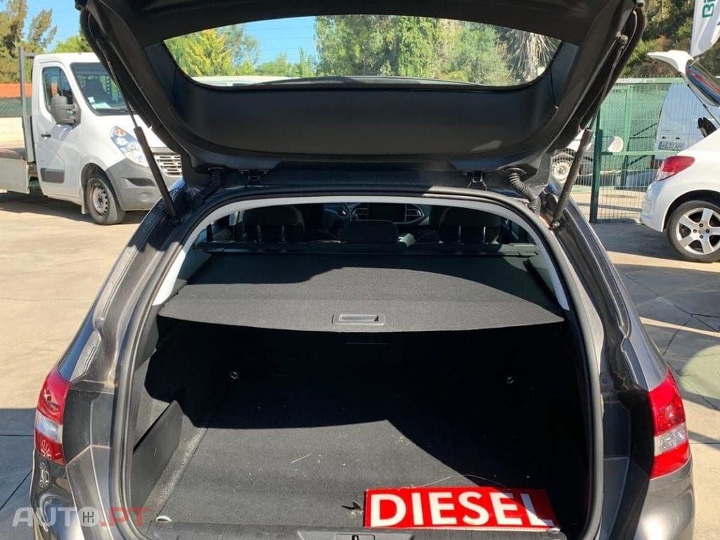 Peugeot 308 SW 1.5 BlueHDi Business Line