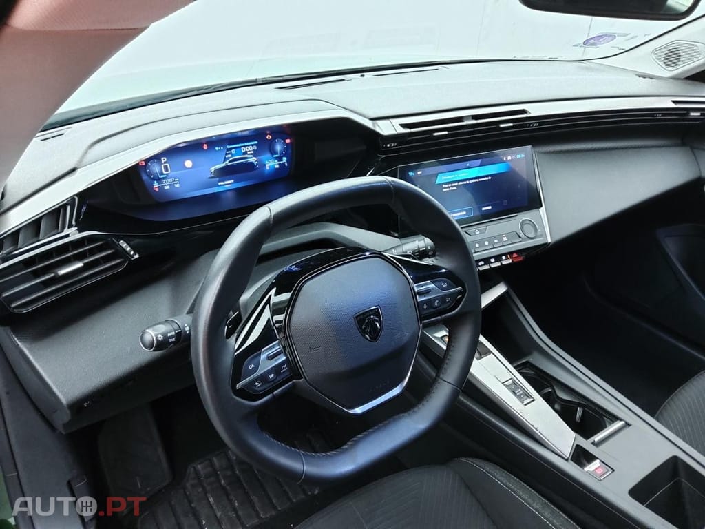 Peugeot 308 PureTech 130 EAT8 Active Pack
