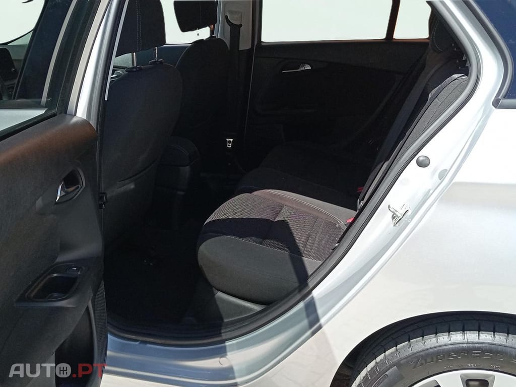 Fiat Tipo 1.3 M-Jet Lounge