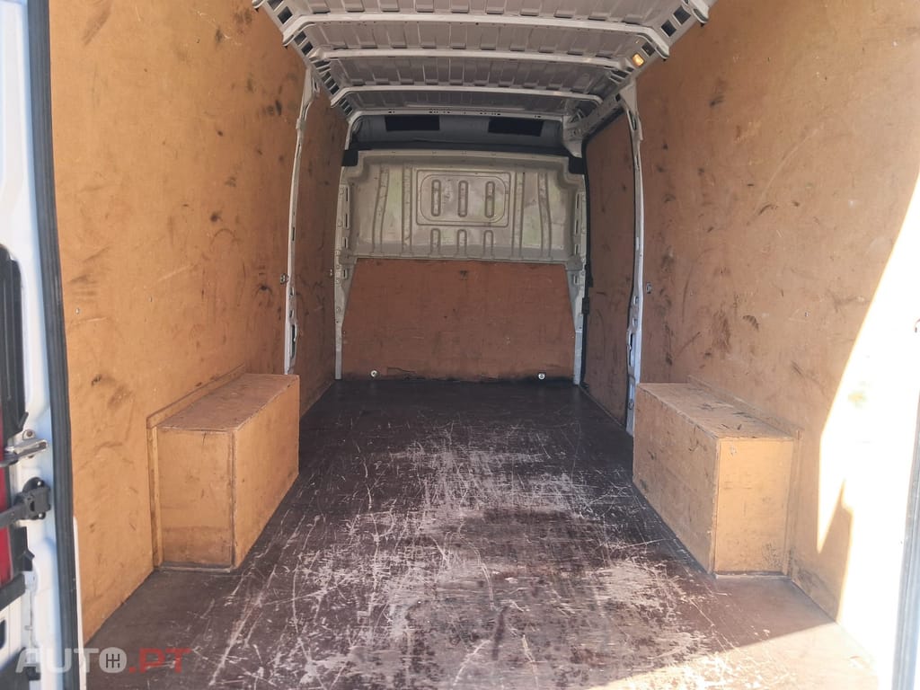 Peugeot Boxer 2.2 BlueHDi 435 L4H2 Premium