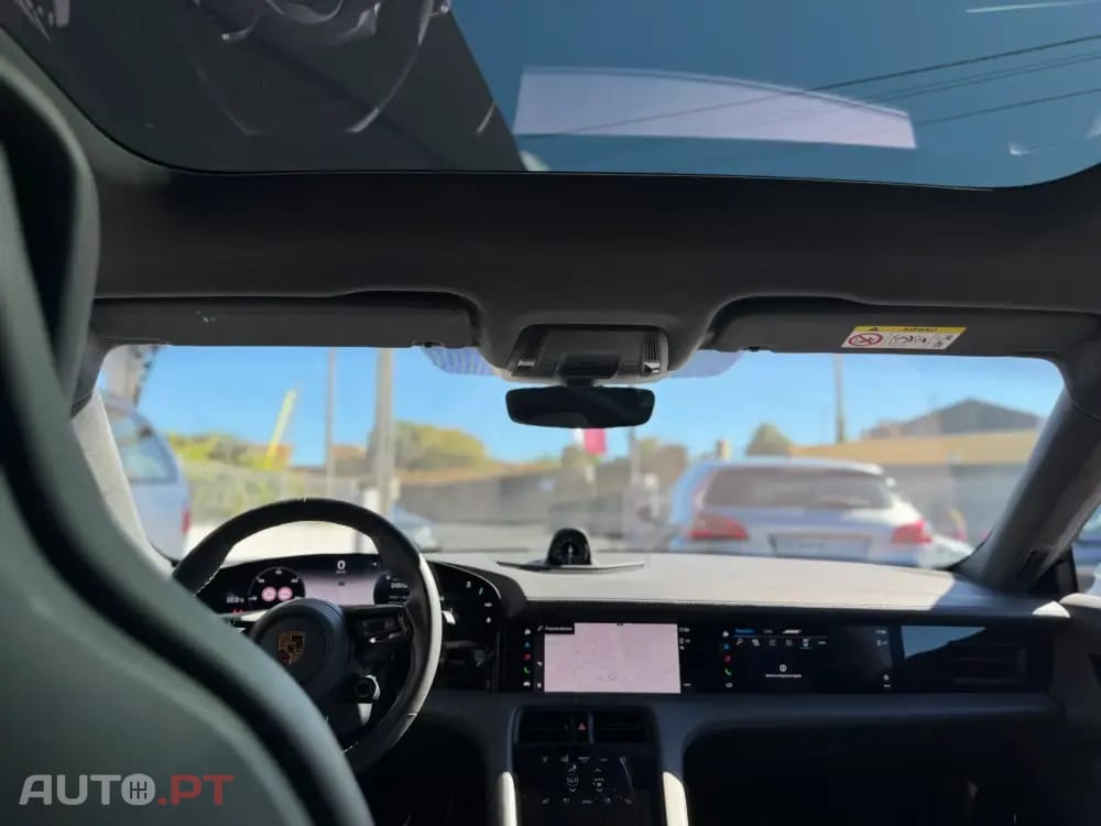 Porsche Taycan Turbo