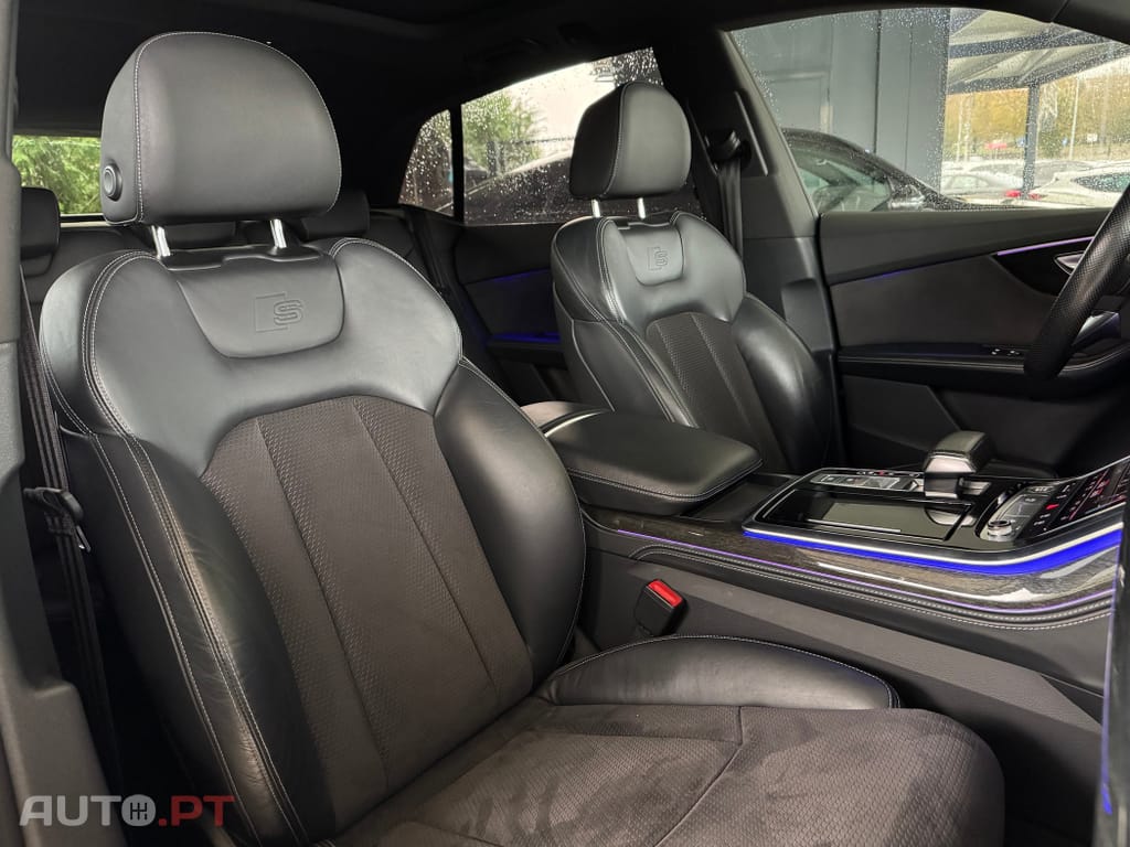 Audi Q8 50 TDI quattro Tiptronic