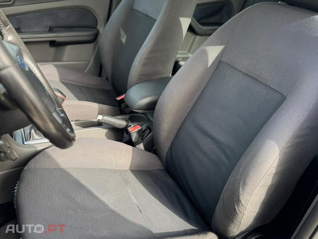 Ford Focus 1.4 16V Trend