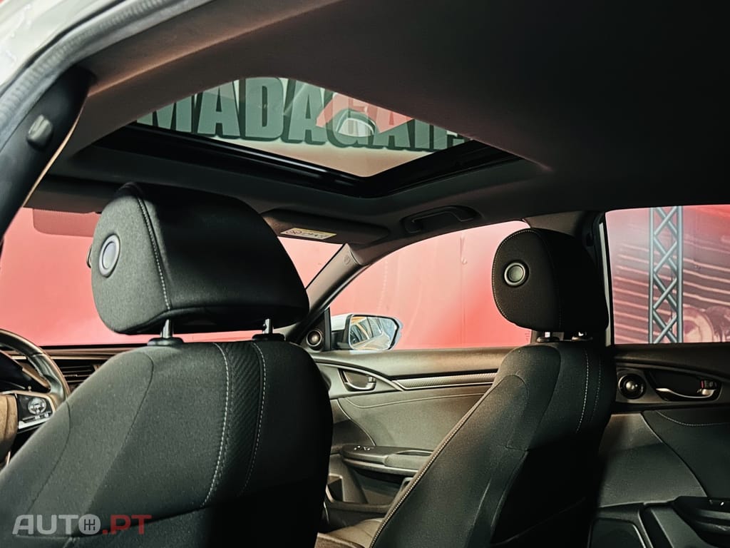 Honda Civic 1.5 i-VTEC Sport Plus