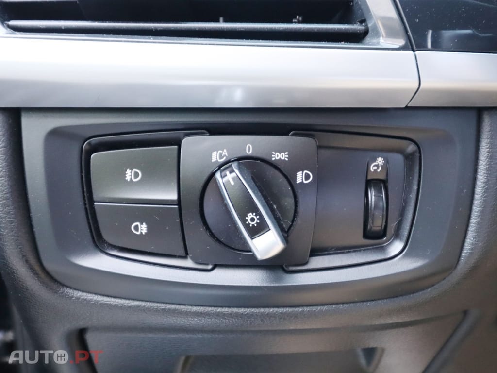 BMW X6 30 d xDrive Pack M — fotografia 22