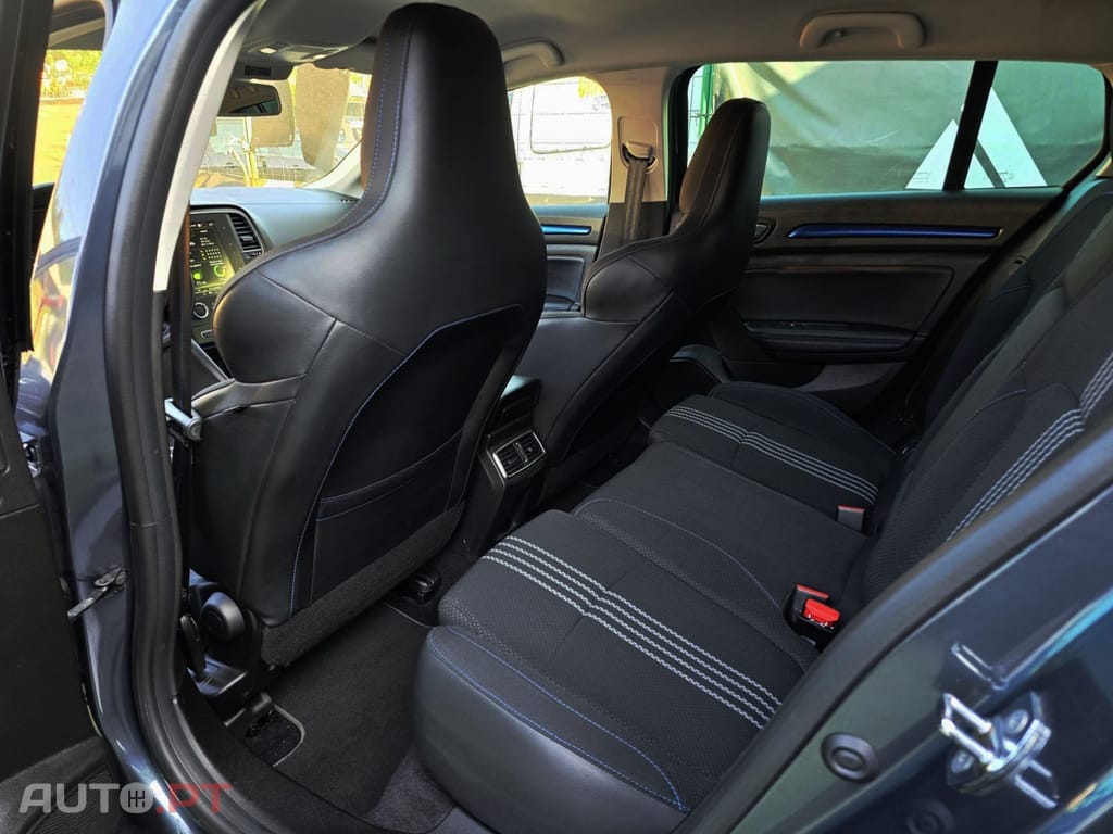 Renault Mégane Sport Tourer 1.5 Blue dCi GT Line J18