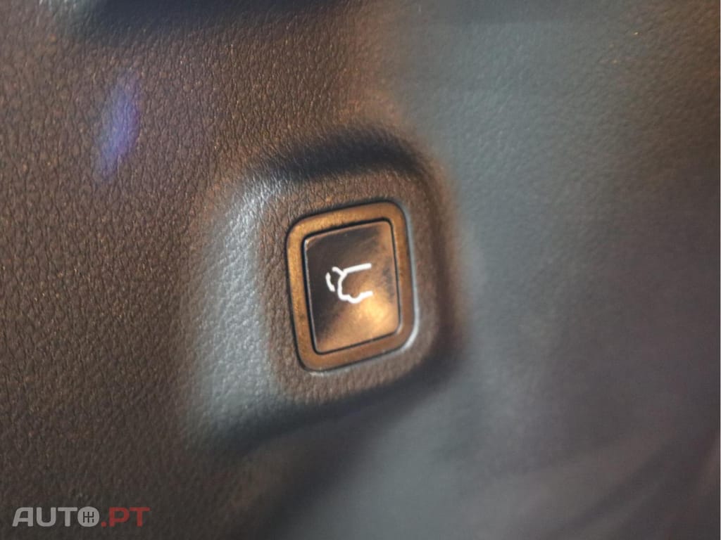 Jeep Compass  1.3 TG Limited
