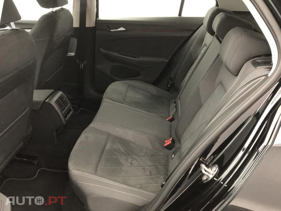 Volkswagen Golf 1.4 TSI e-Hybrid DSG