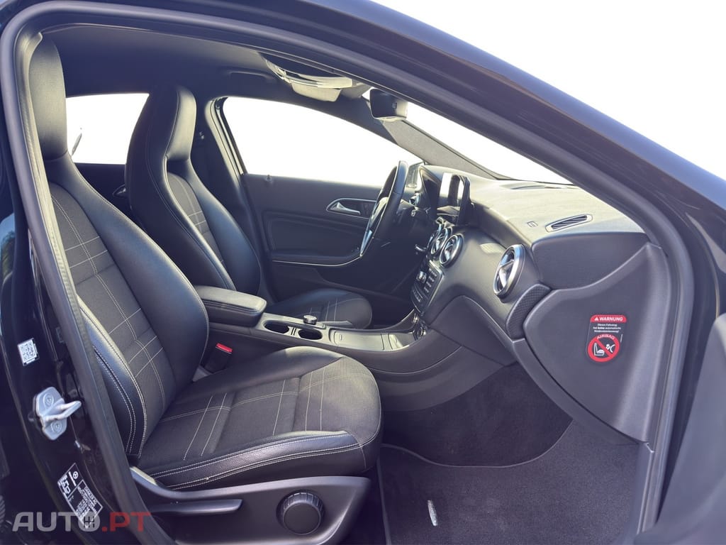 Mercedes-Benz A 180 7G-DCT Urban