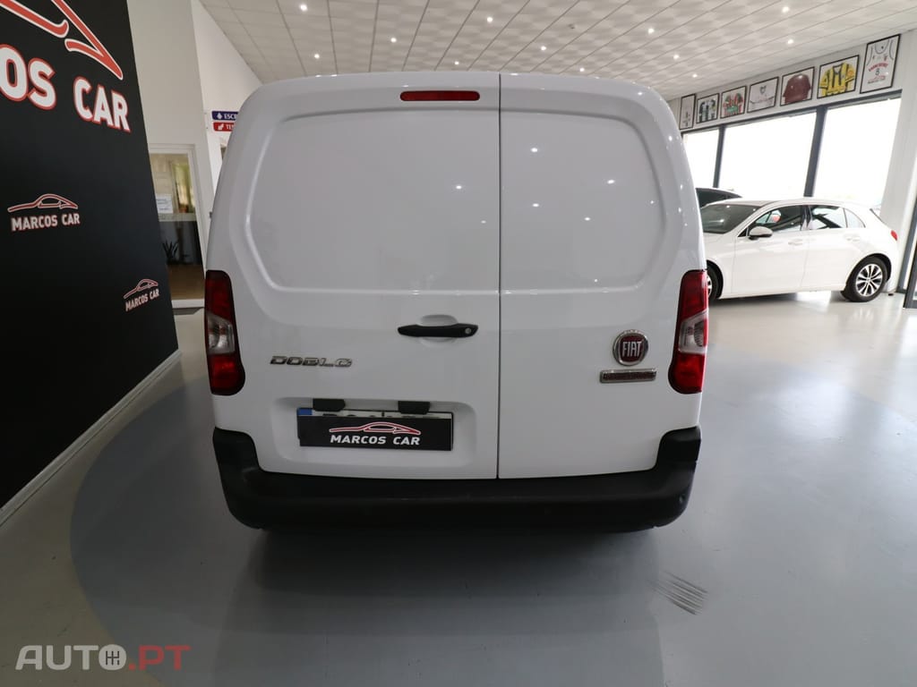 Fiat Doblo 1.5 BlueHDi 3 lugares