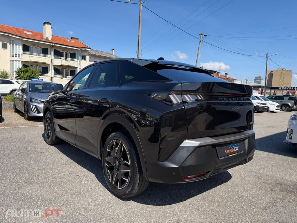 Peugeot 3008 1.2 Hybrid Allure e-DCS6