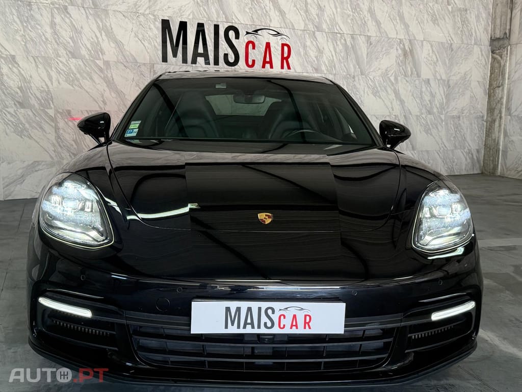 Porsche Panamera 4 E-Hybrid Plug-in