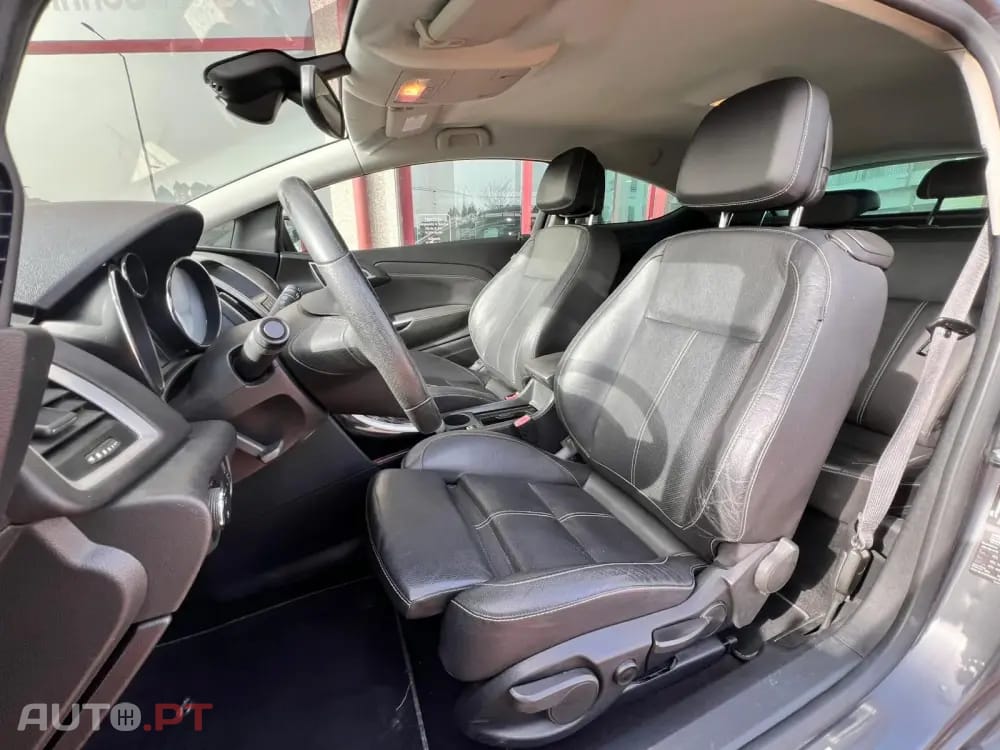 Opel Astra GTC 1.7 CDTi S/S 109g