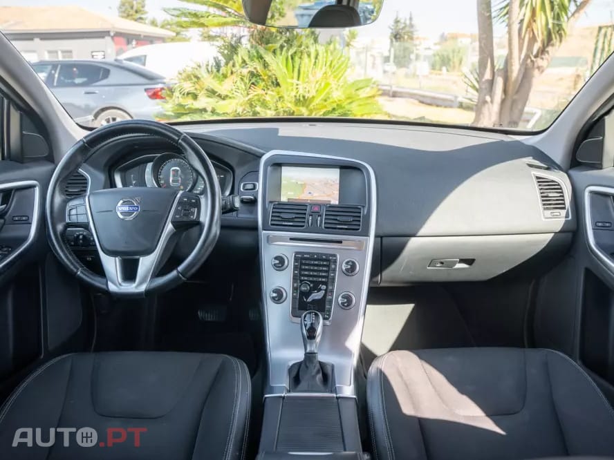 Volvo XC60 2.0 D3 Summum Geartronic