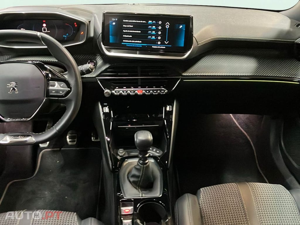 Peugeot 2008 1.2 PureTech GT