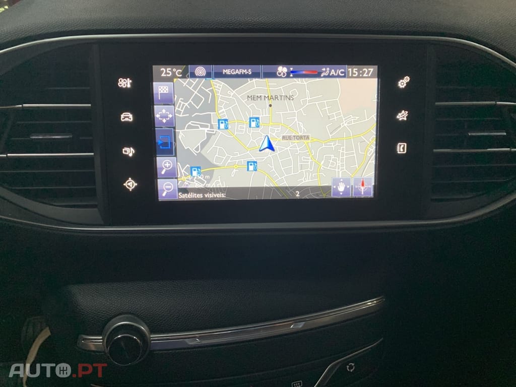 Peugeot 308 BlueHDi FAP 100 Stop & Start Access — fotografia 19