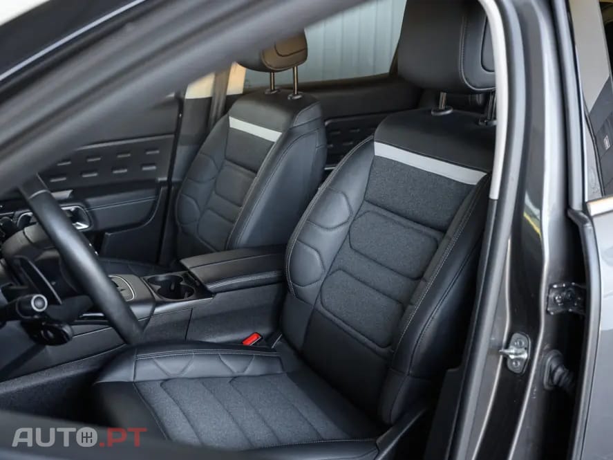 Citroen C5 Aircross 1.2 Hybrid Shine e-DSC6