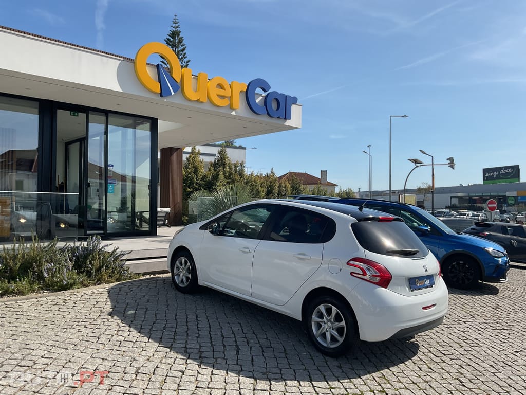 Peugeot 208 1.4 HDi Access